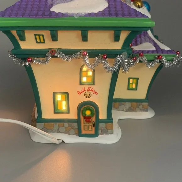 Department 56 North Pole Village Jingle & Jangle's Bells Lit House TESTED - Picture 9 of 10